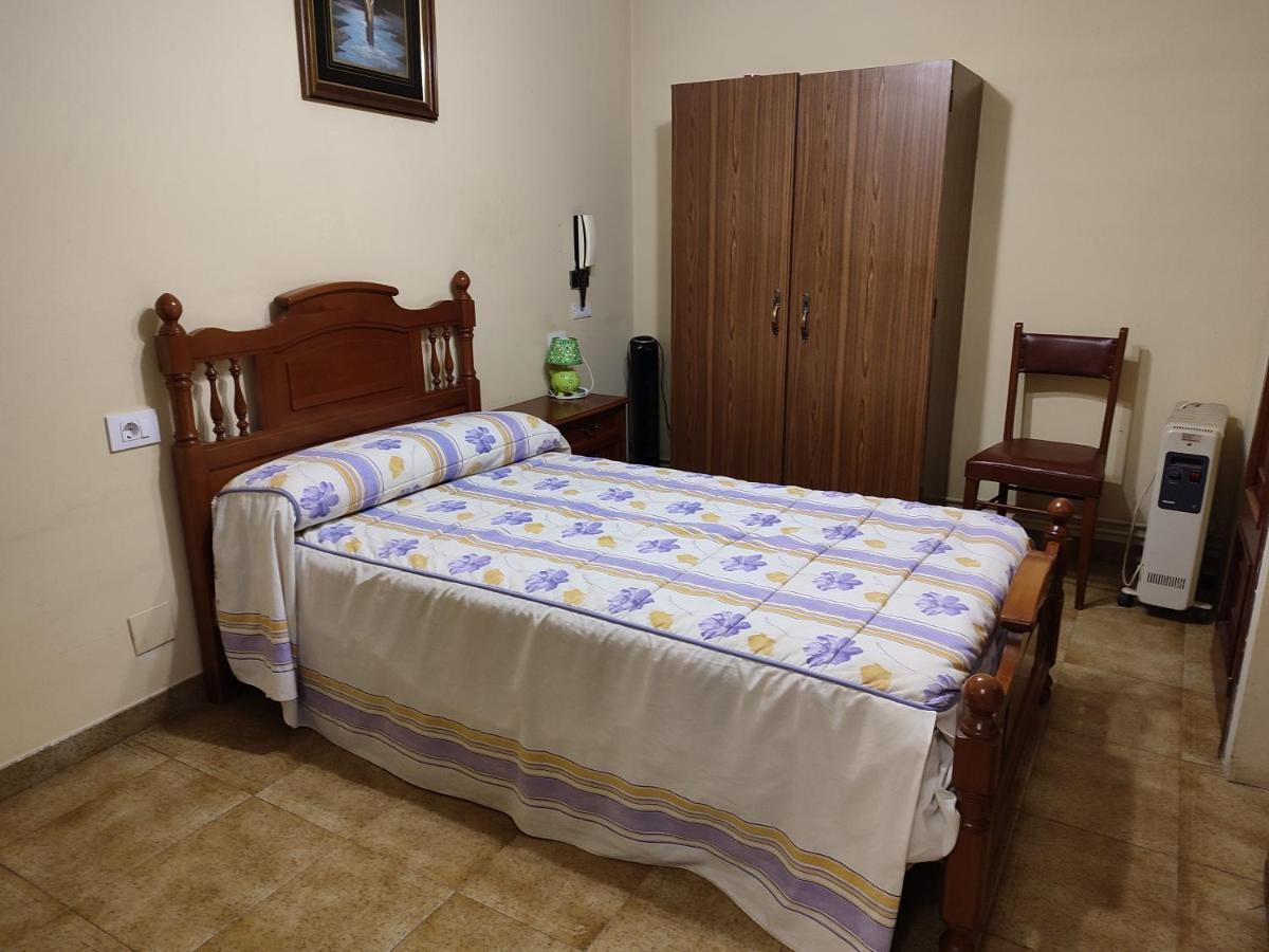 PENSION - Restaurante VILABOA -wifi, aparcamiento propio- Boveda  Esterno foto