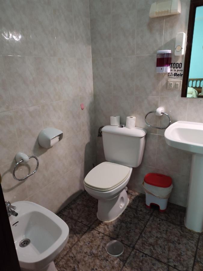 PENSION - Restaurante VILABOA -wifi, aparcamiento propio- Boveda  Esterno foto