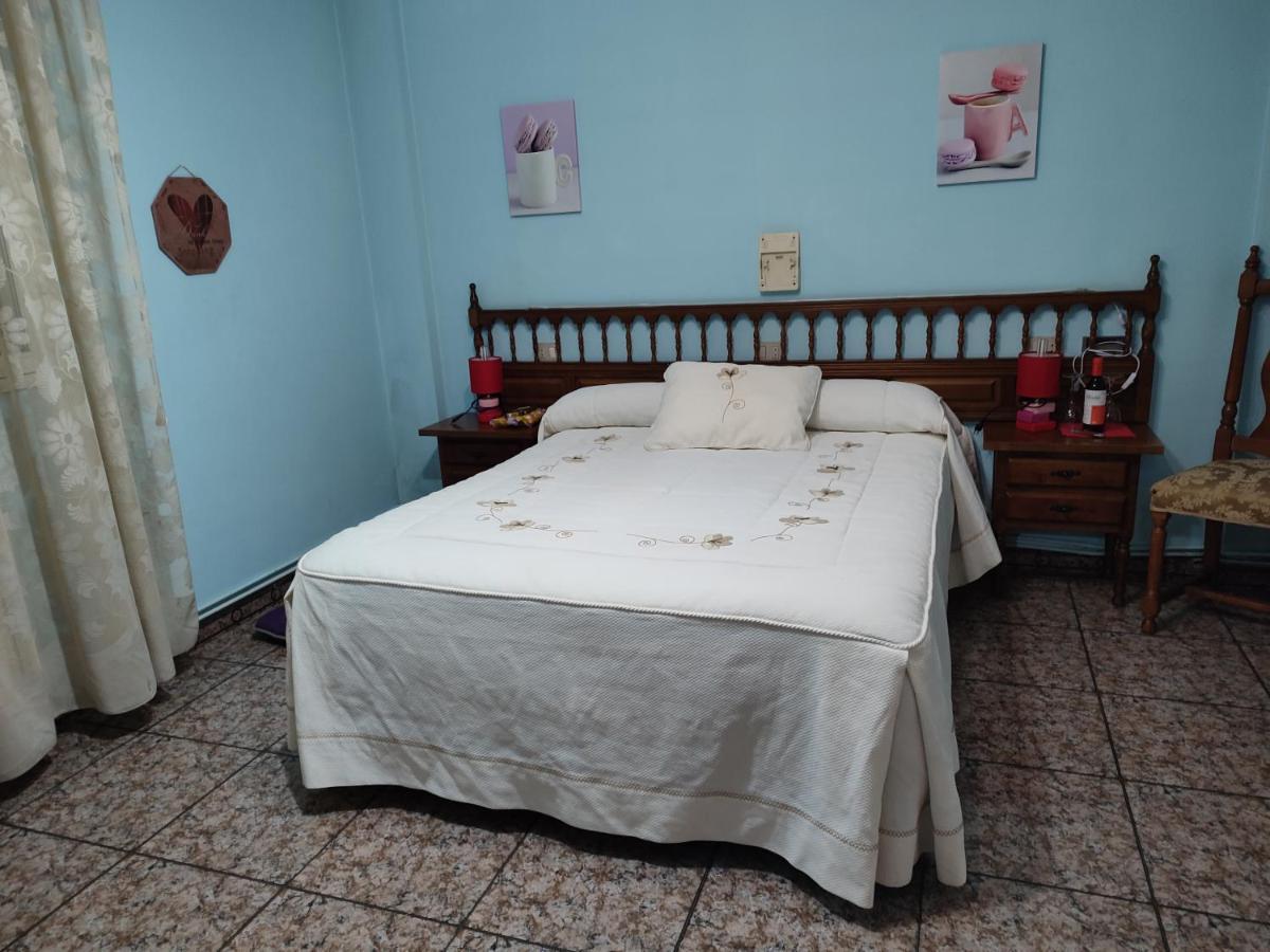 PENSION - Restaurante VILABOA -wifi, aparcamiento propio- Boveda  Esterno foto