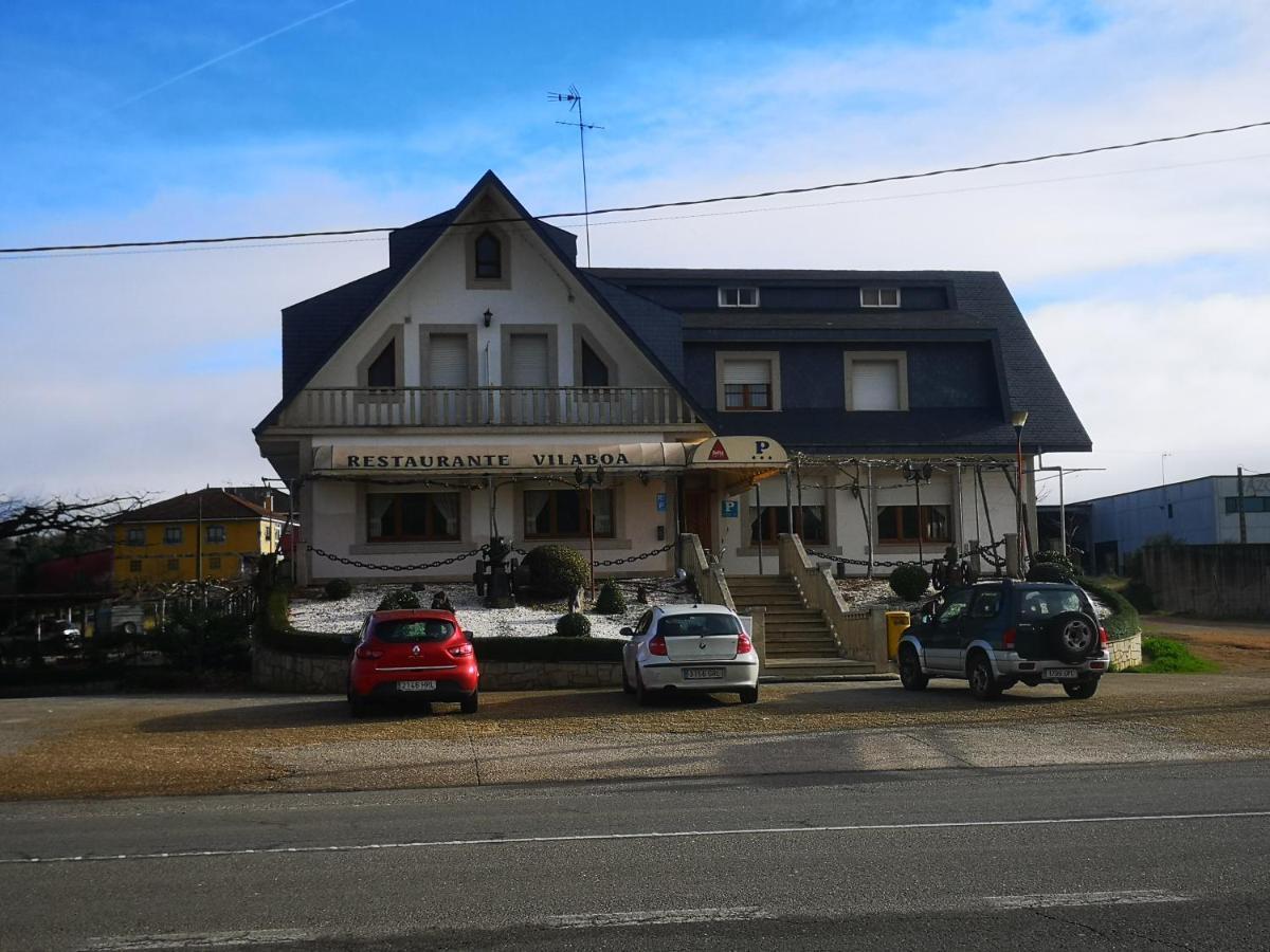 PENSION - Restaurante VILABOA -wifi, aparcamiento propio- Boveda  Esterno foto