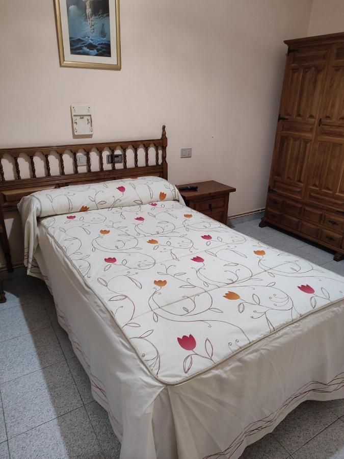 PENSION - Restaurante VILABOA -wifi, aparcamiento propio- Boveda  Esterno foto